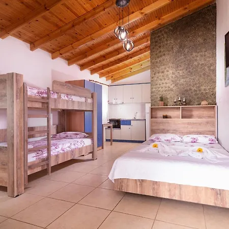 Nina Holidays Apartman *